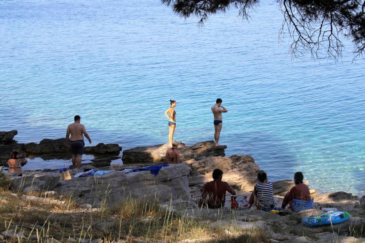 Apartments With A Parking Space Bozava, Dugi Otok - 8108 Zewnętrze zdjęcie