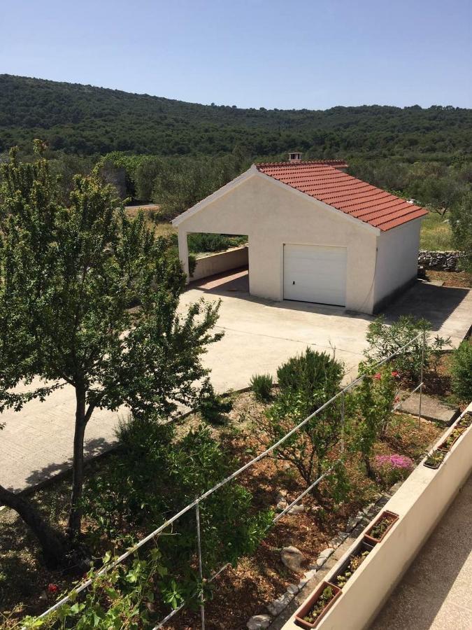 Apartments With A Parking Space Bozava, Dugi Otok - 8108 Zewnętrze zdjęcie
